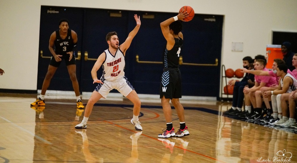 Men's Basketball Comes up Short Against CBC