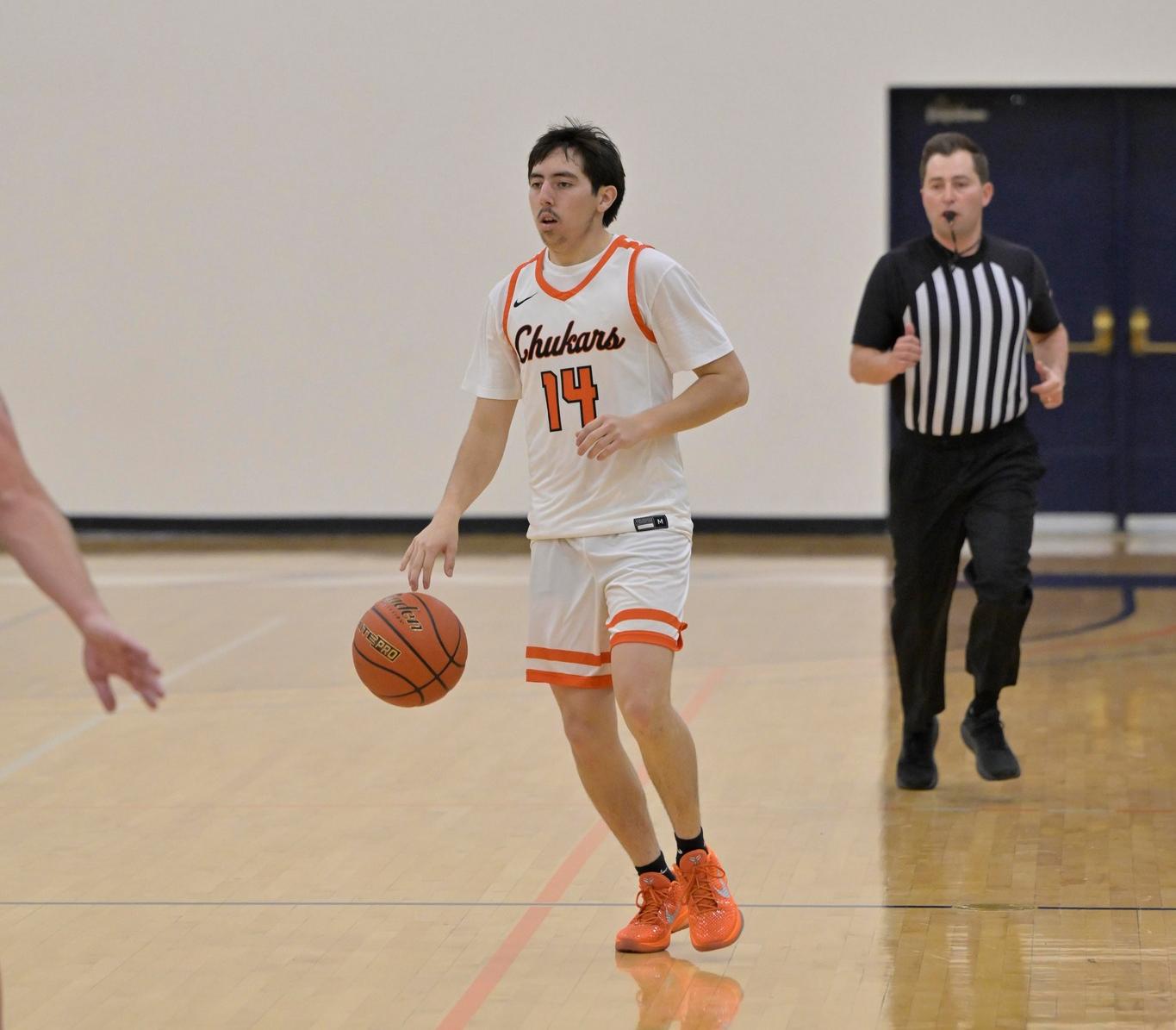 Men's Basketball Earns First Victory of Season