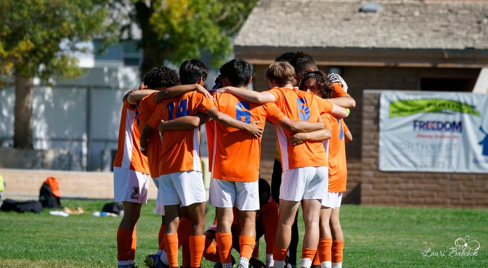 Men's Soccer Ends Season with Tie vs. Blue Mountain