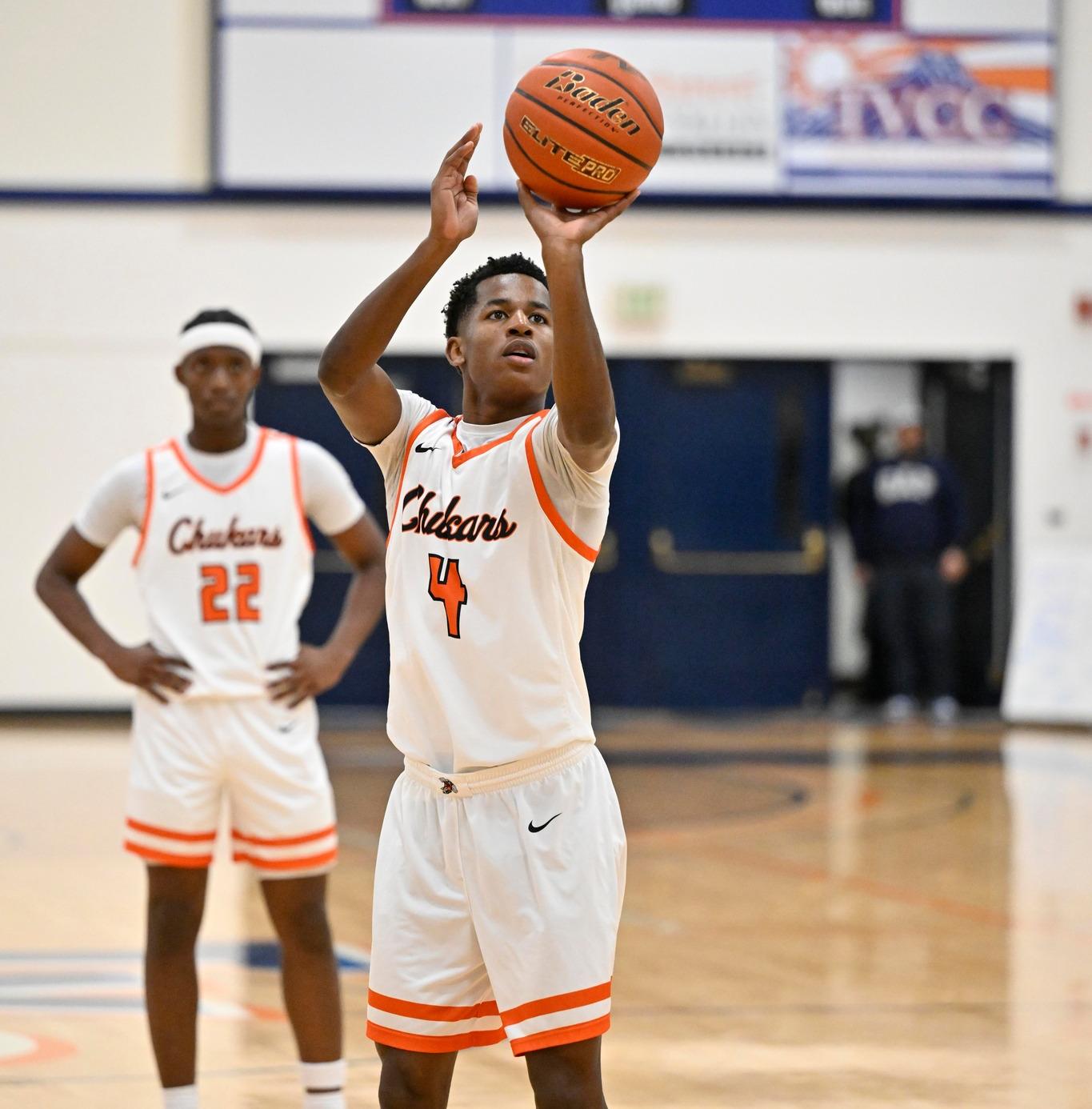 Treasure Valley Men's Basketball Back in Win Column