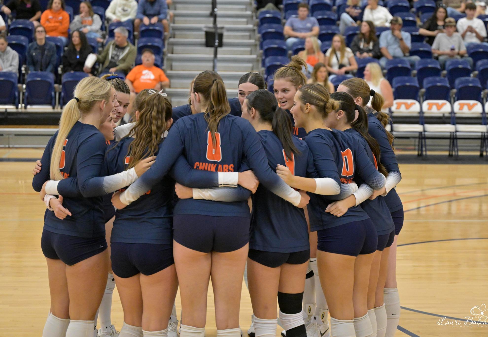 #3 Ranked Volleyball Downs the Warriors